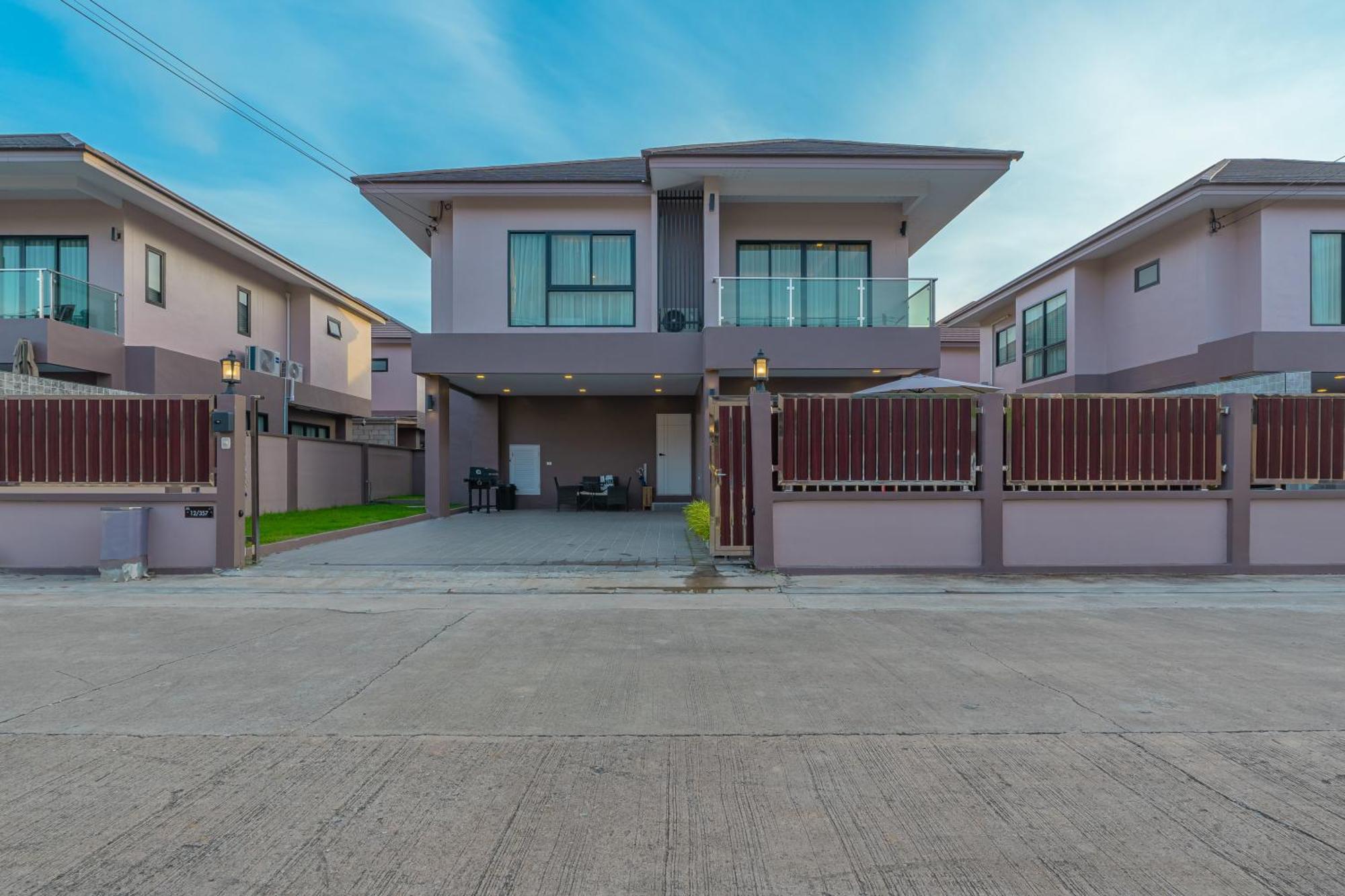 Ban Huai Yai Southern Peak Pool Villa Huay Yai Pattaya מראה חיצוני תמונה